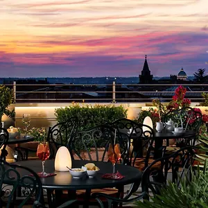 marcella-royal-hotel.it-romehotels.com/